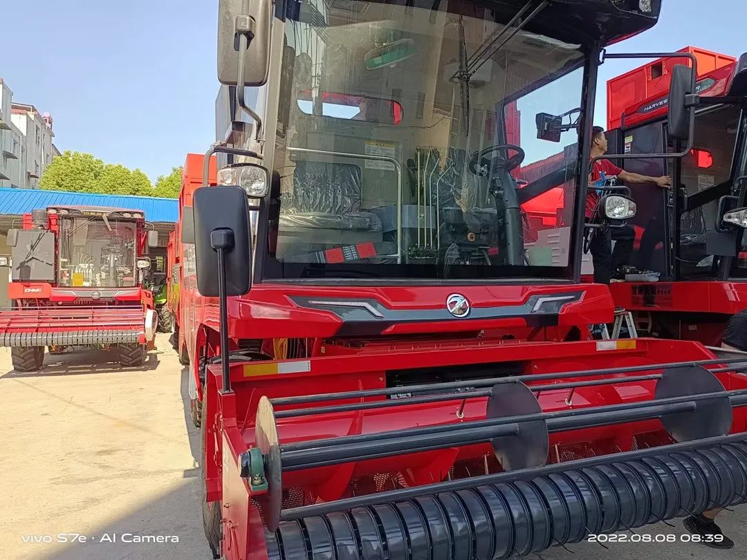 崔海:我帶著中聯收獲車隊收花生 813.jpg